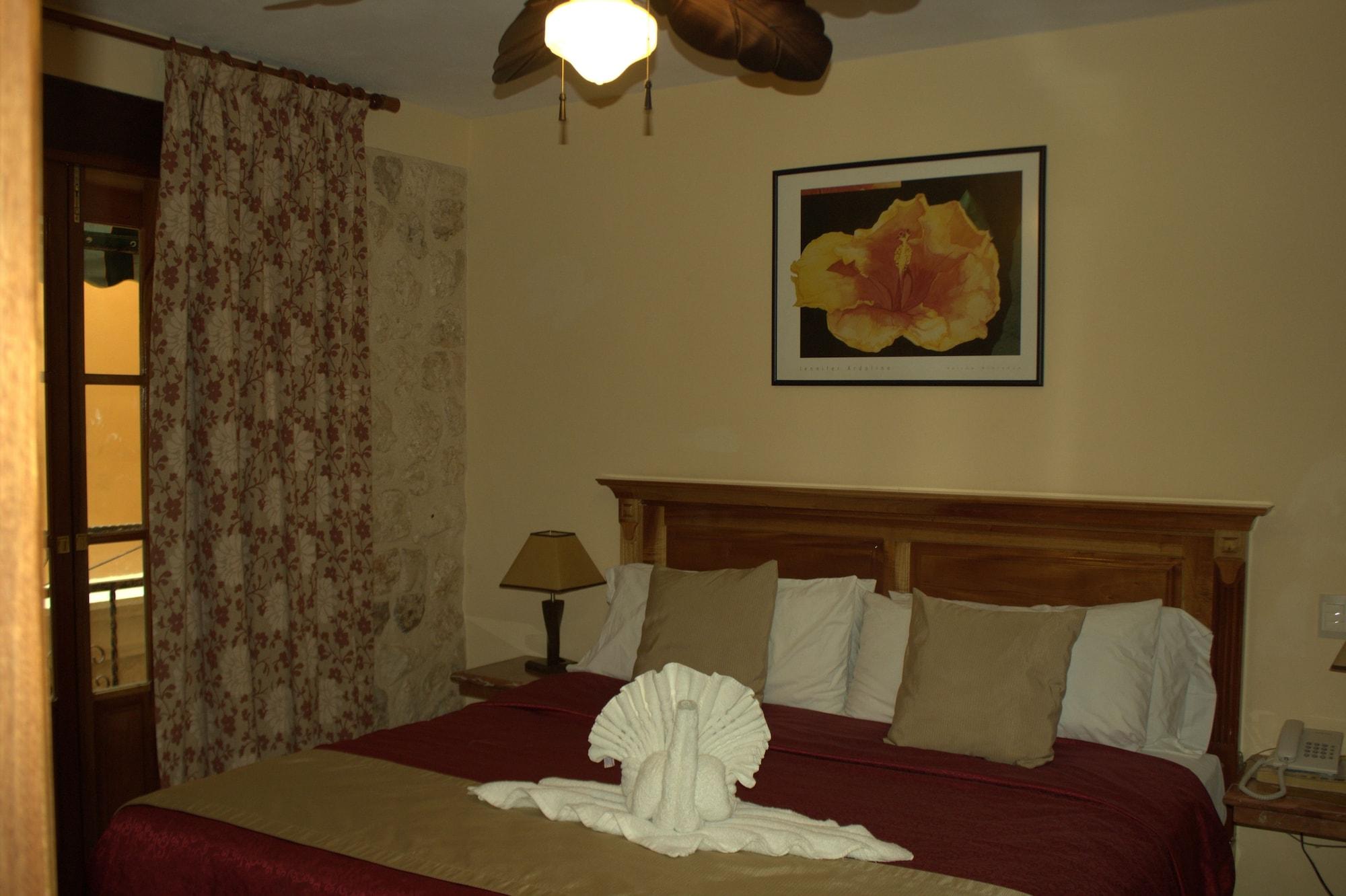 Cancun International Suites Экстерьер фото