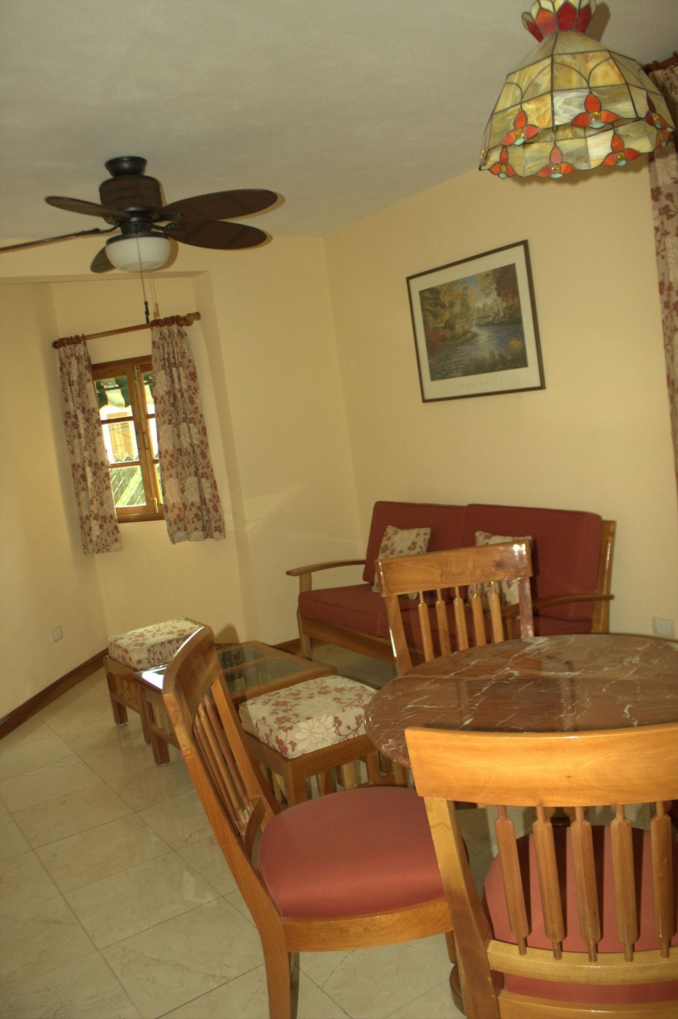 Cancun International Suites Экстерьер фото