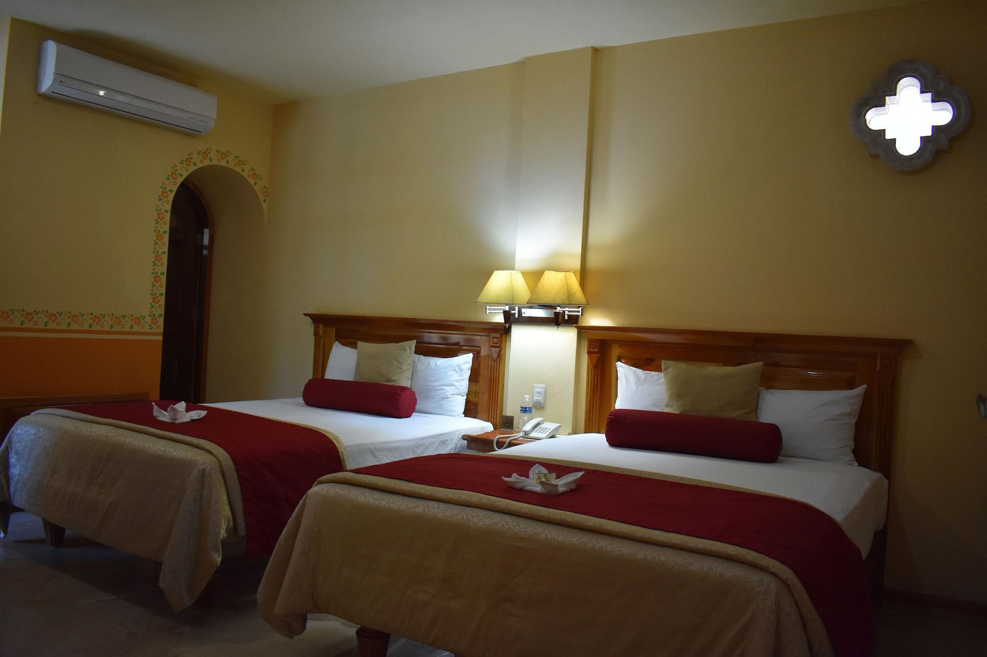 Cancun International Suites Экстерьер фото