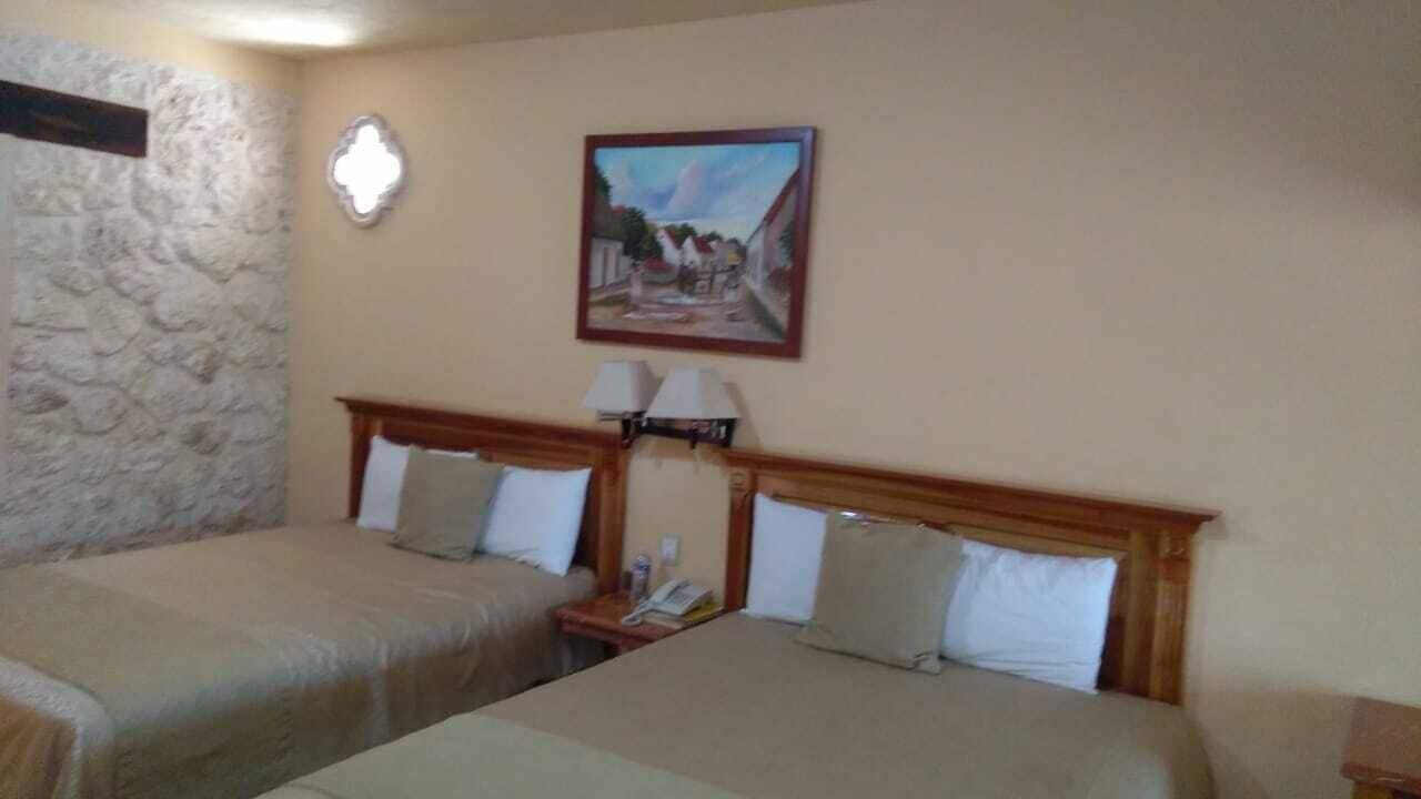 Cancun International Suites Экстерьер фото