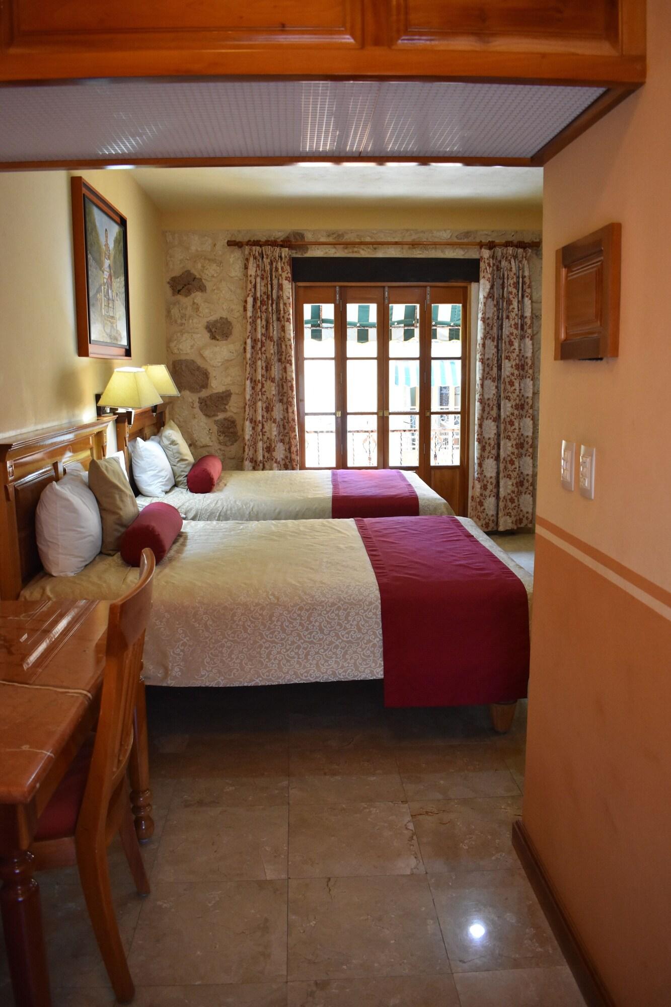 Cancun International Suites Экстерьер фото