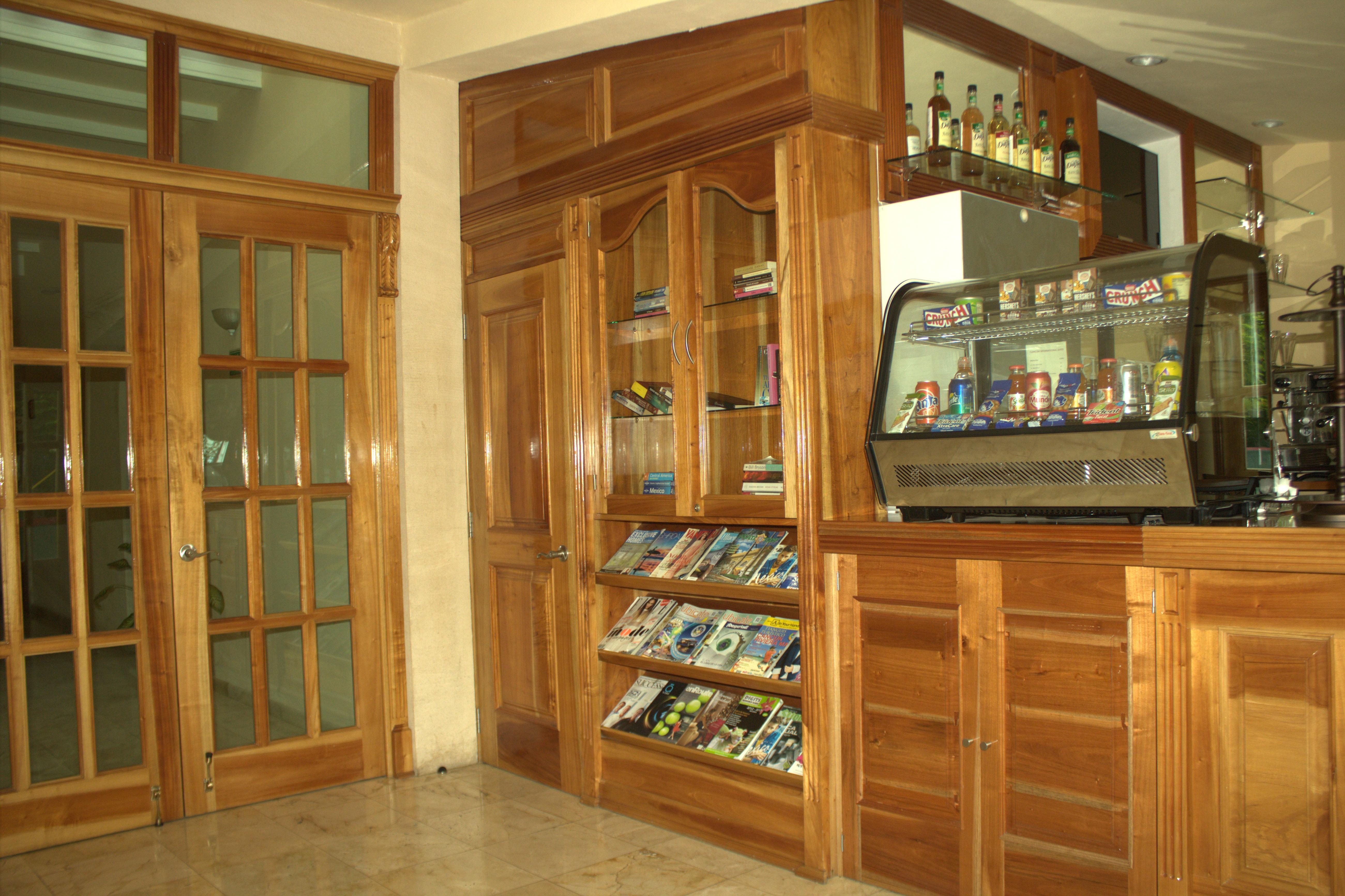 Cancun International Suites Экстерьер фото