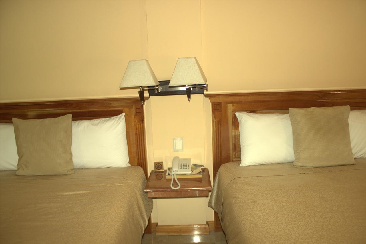 Cancun International Suites Экстерьер фото