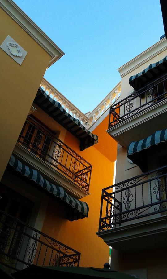 Cancun International Suites Экстерьер фото
