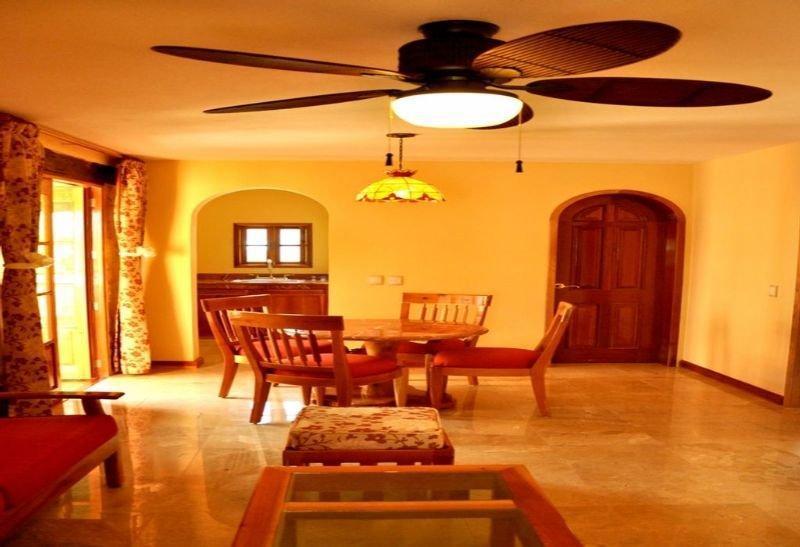 Cancun International Suites Экстерьер фото