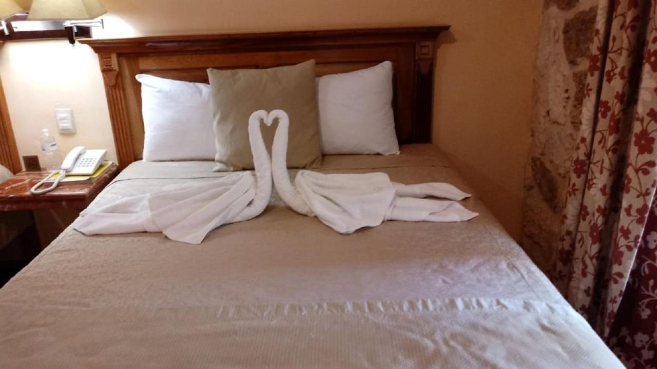 Cancun International Suites Экстерьер фото